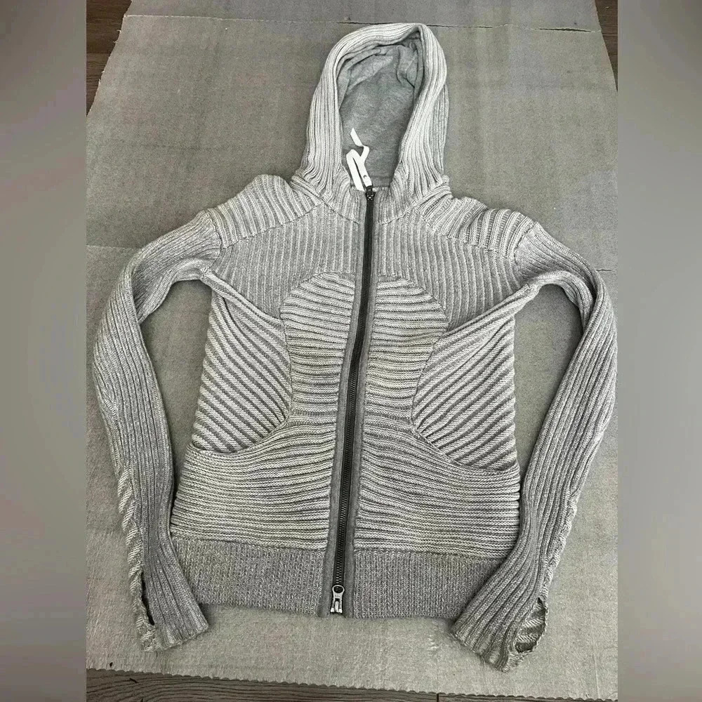 [4/6] Lululemon Embrace Hoodie Knit Heathered  Medium Grey / White - Picture 2 of 12